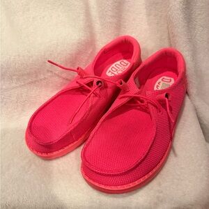 Hey Dude Women's Pink Sneakers